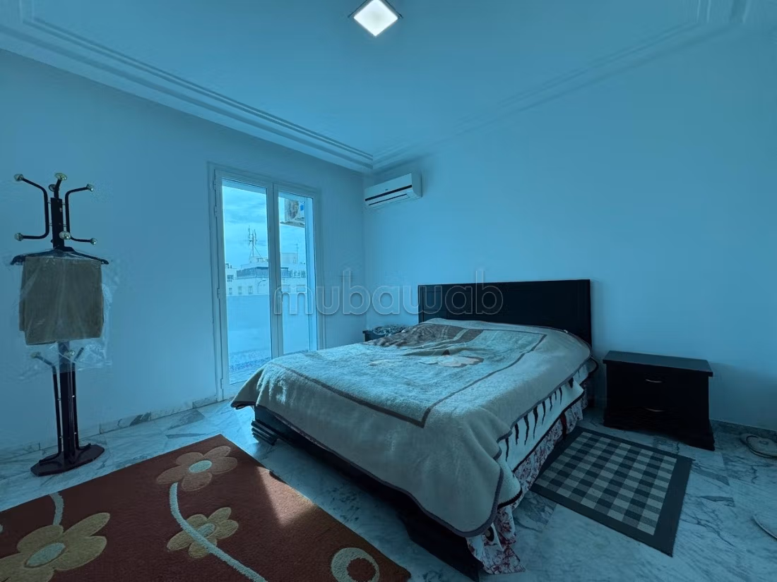 Apartment for rent in Les Berges Du Lac 2.3 rooms. Quiet environment with sea view, central heating