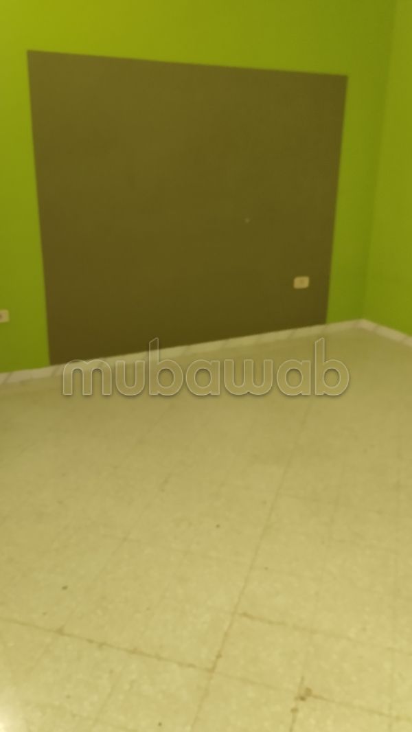 Vente ariana local mur 55m²