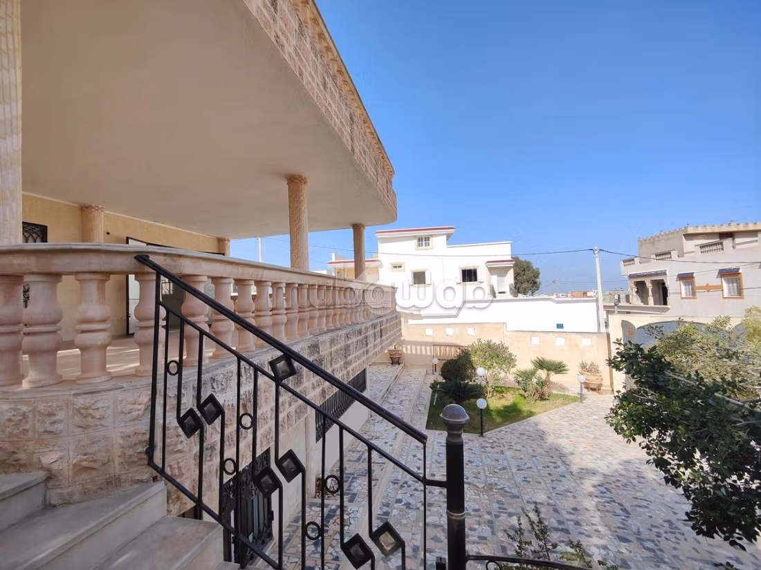 Detached villa for sale
