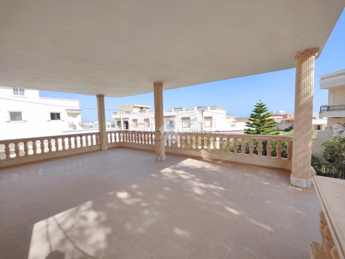 Detached villa for sale