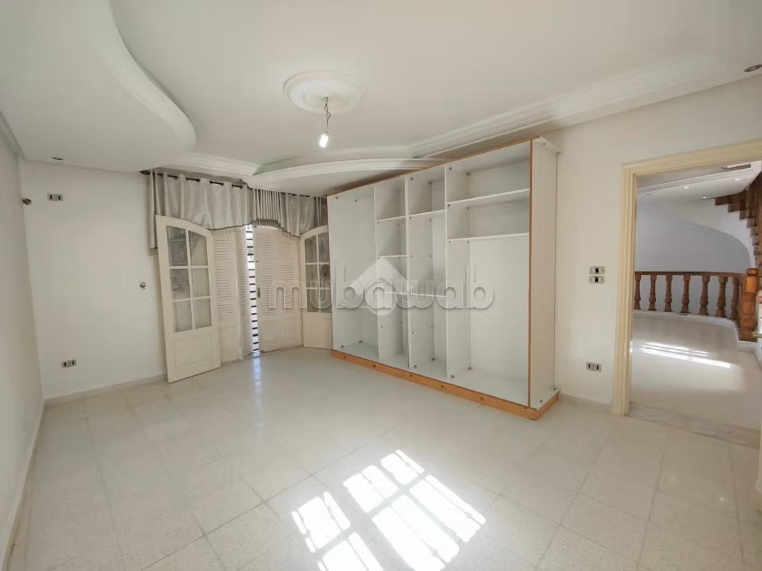 Detached villa for sale