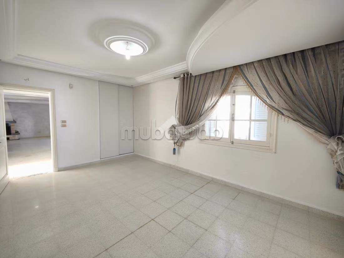 Detached villa for sale