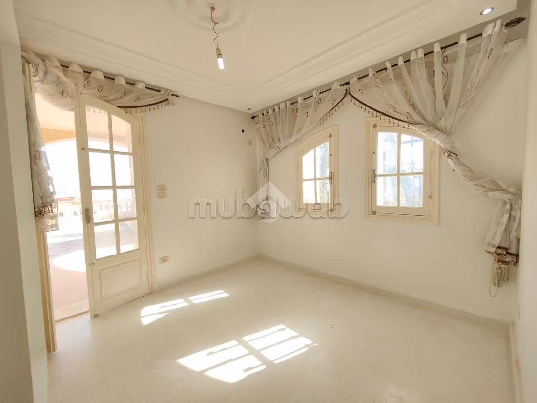 Detached villa for sale