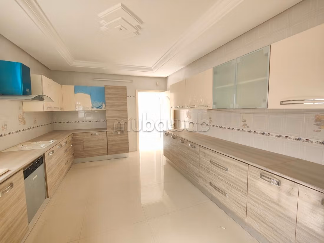 Detached villa for sale