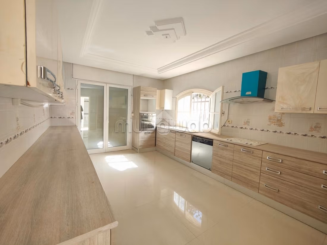 Detached villa for sale