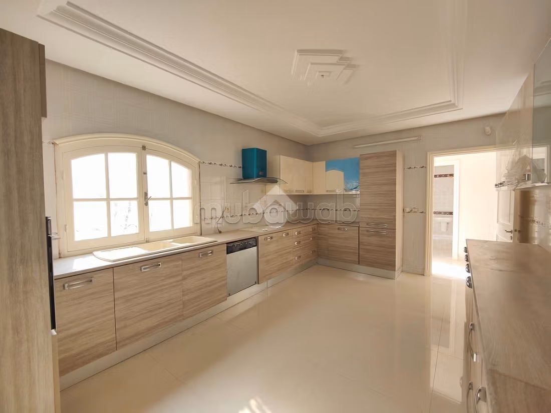 Detached villa for sale