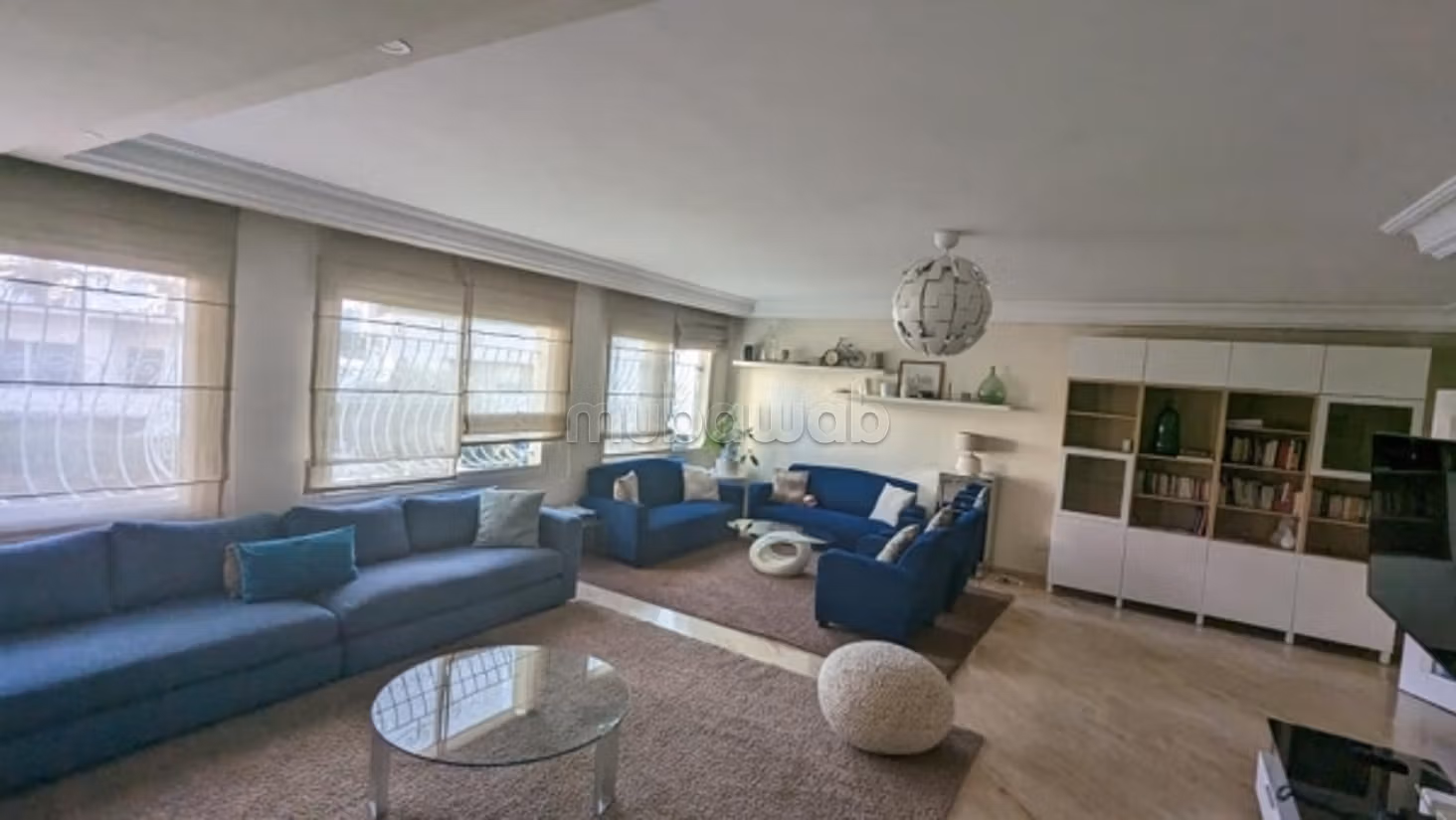 Appt en vente idealement place palmier