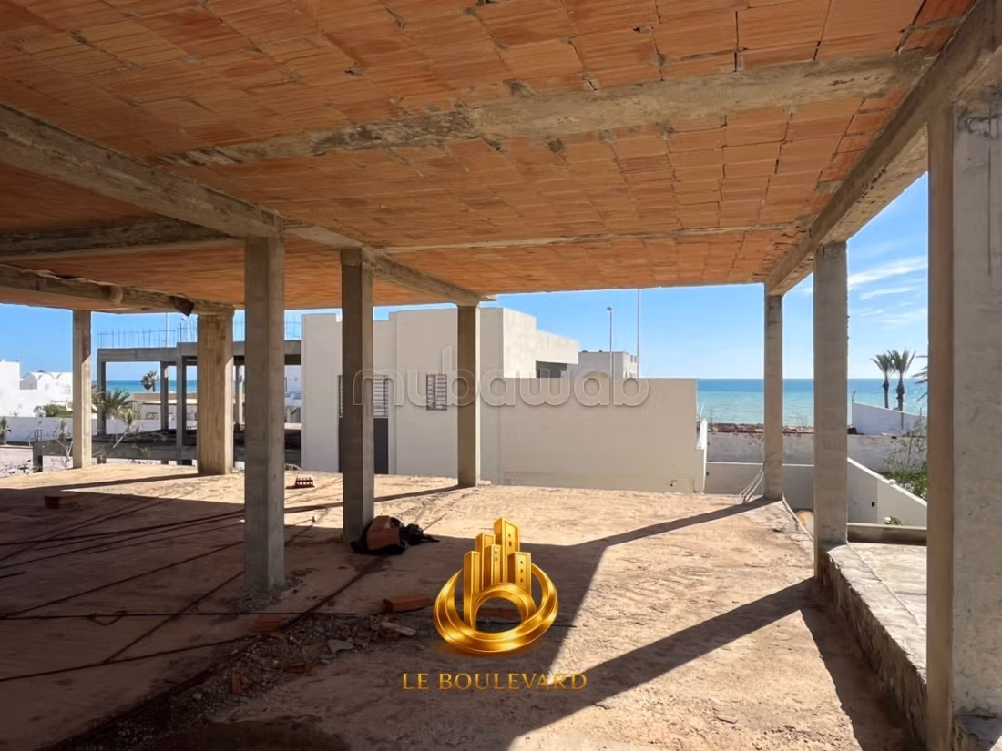 A Vendre Villa R2 Inachevée à Jinene Benikhiar