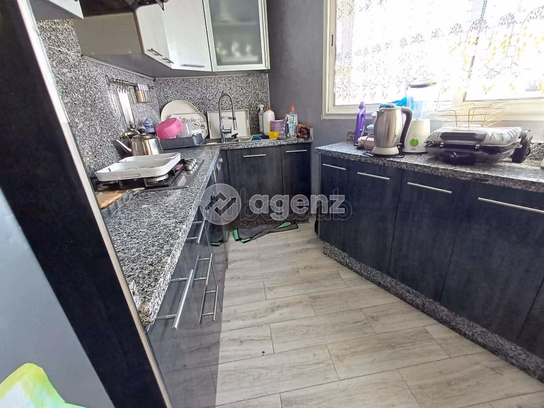 Appartement 87 m² à Bourgogne Est — 13