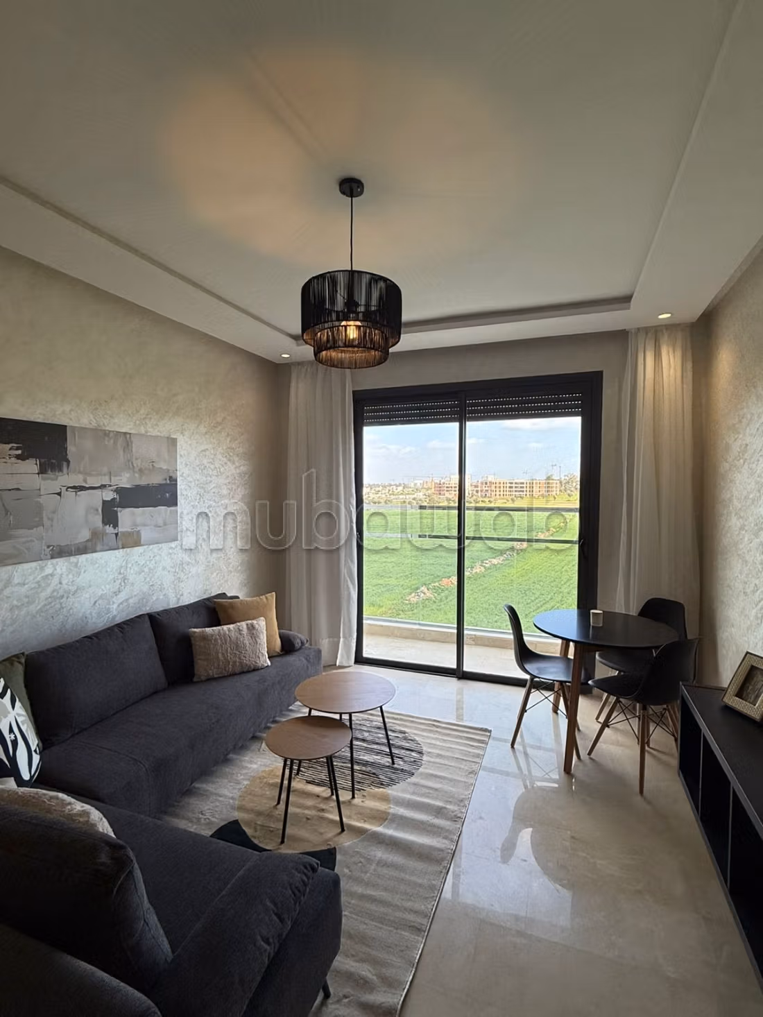 Louez cet appartement à Sidi Maarouf. 1 belle chambre. Meubl...