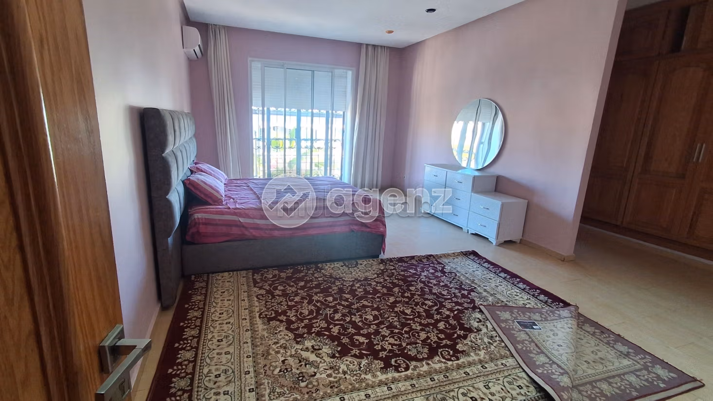Villa à vendre 498 m², 6 chambres Nassim II Casablanca