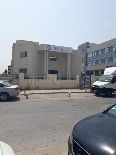 Local administratif/industriel Za kheireddine lac3