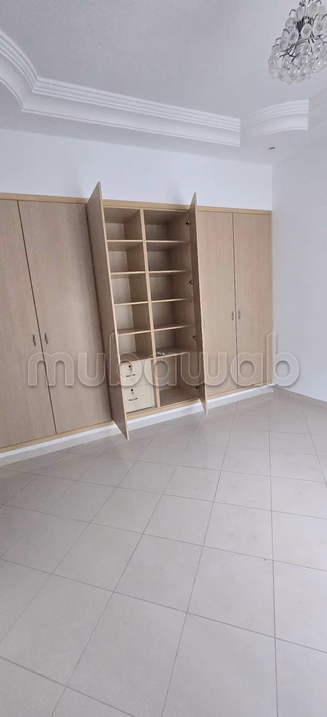Vente d'un bel appartement. Superficie 200 m²
