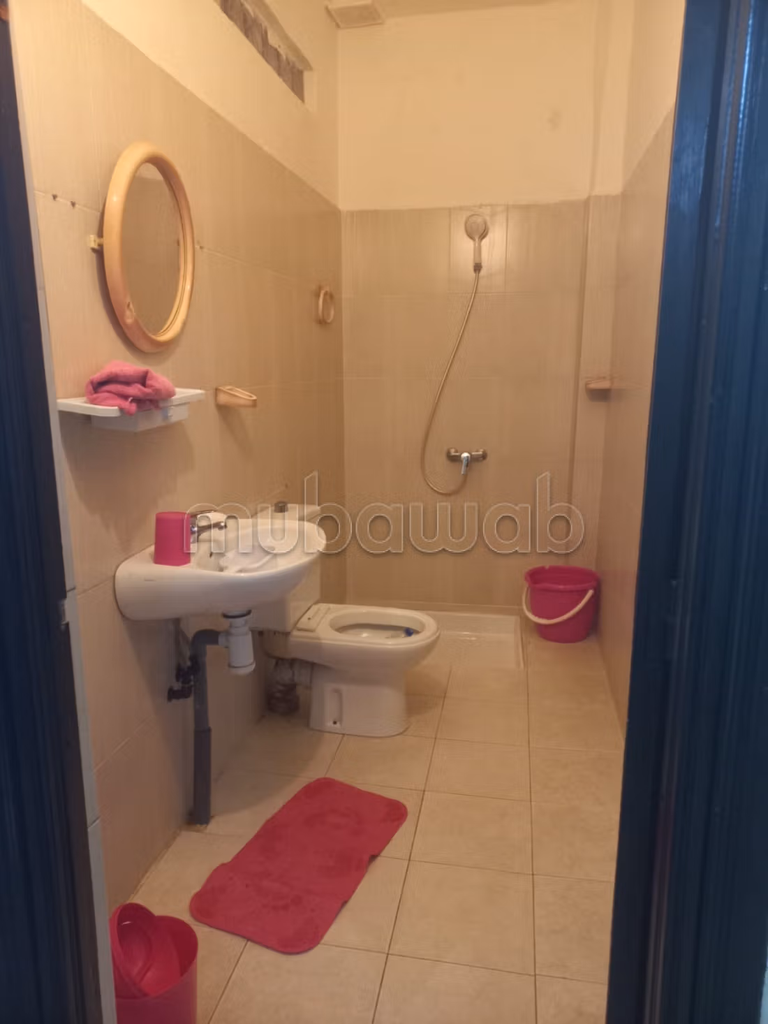 Location d'un appartement à Centre. 2 pièces confortables. Cuisinière avec four — 2