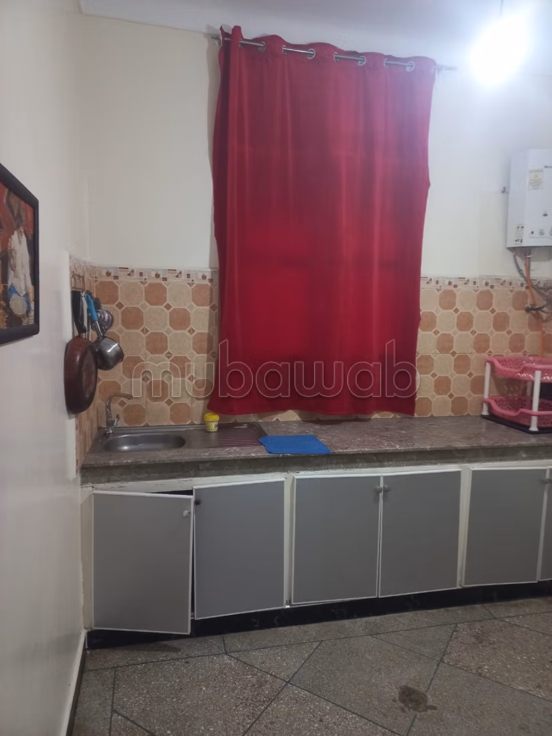 Location d'un appartement à Centre. 2 pièces confortables. Cuisinière avec four — 3