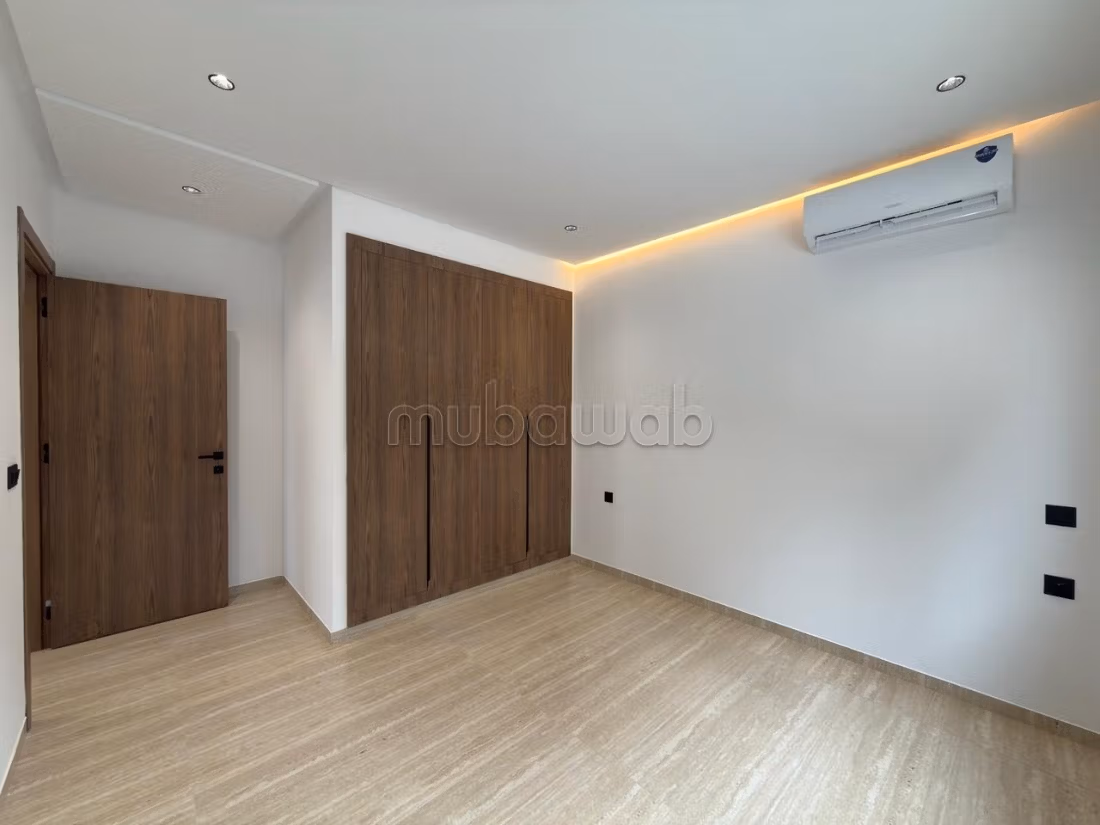 Un s3 de 140m² à Soukra Parc
