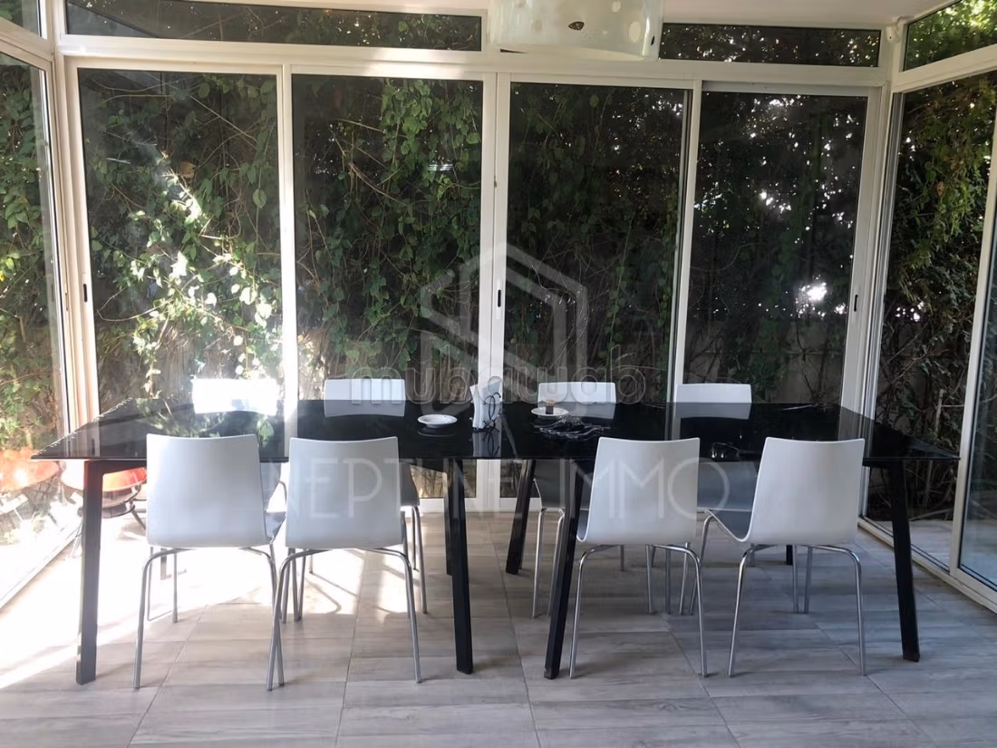 In affitto villa con piscina a Marsa