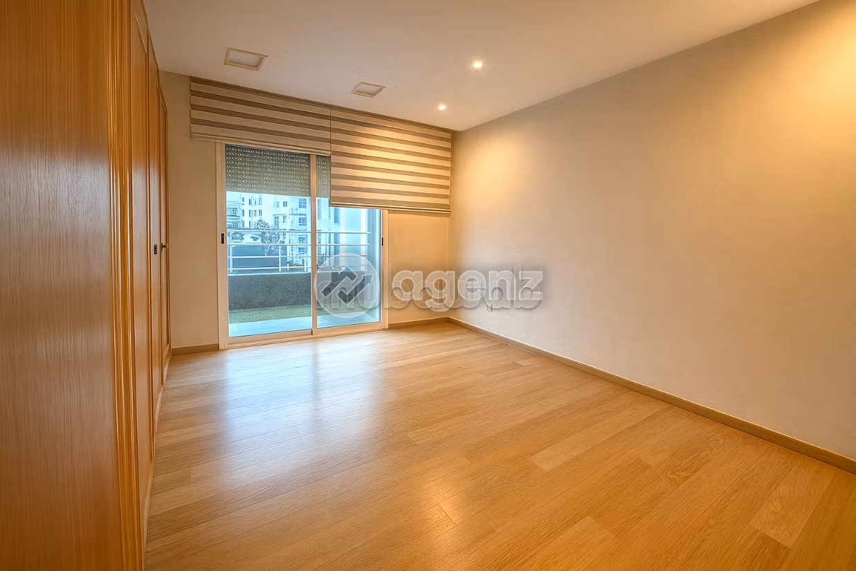 Appartement 163 m² à Les Hôpitaux — 7