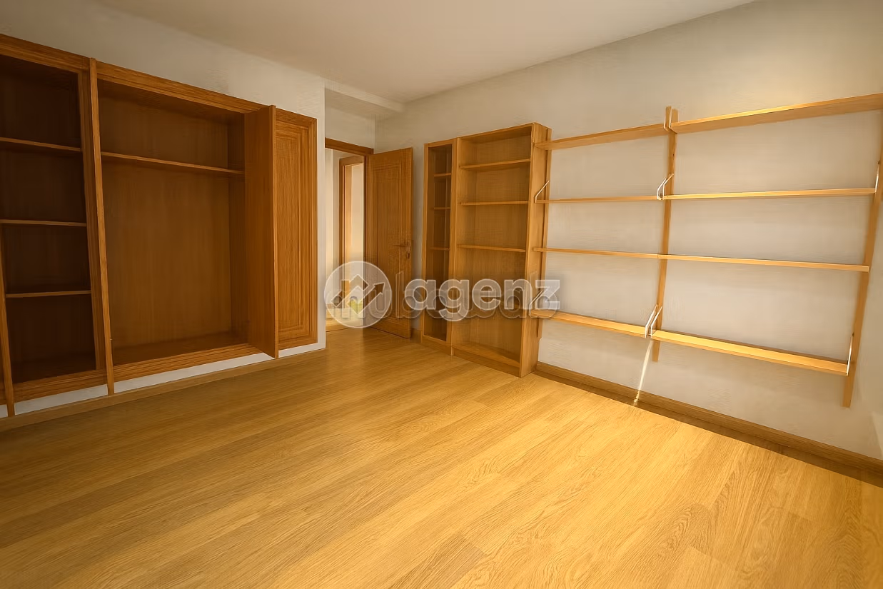 Appartement à vendre 163 m², 3 chambres Les Hôpitaux Casablanca — 4