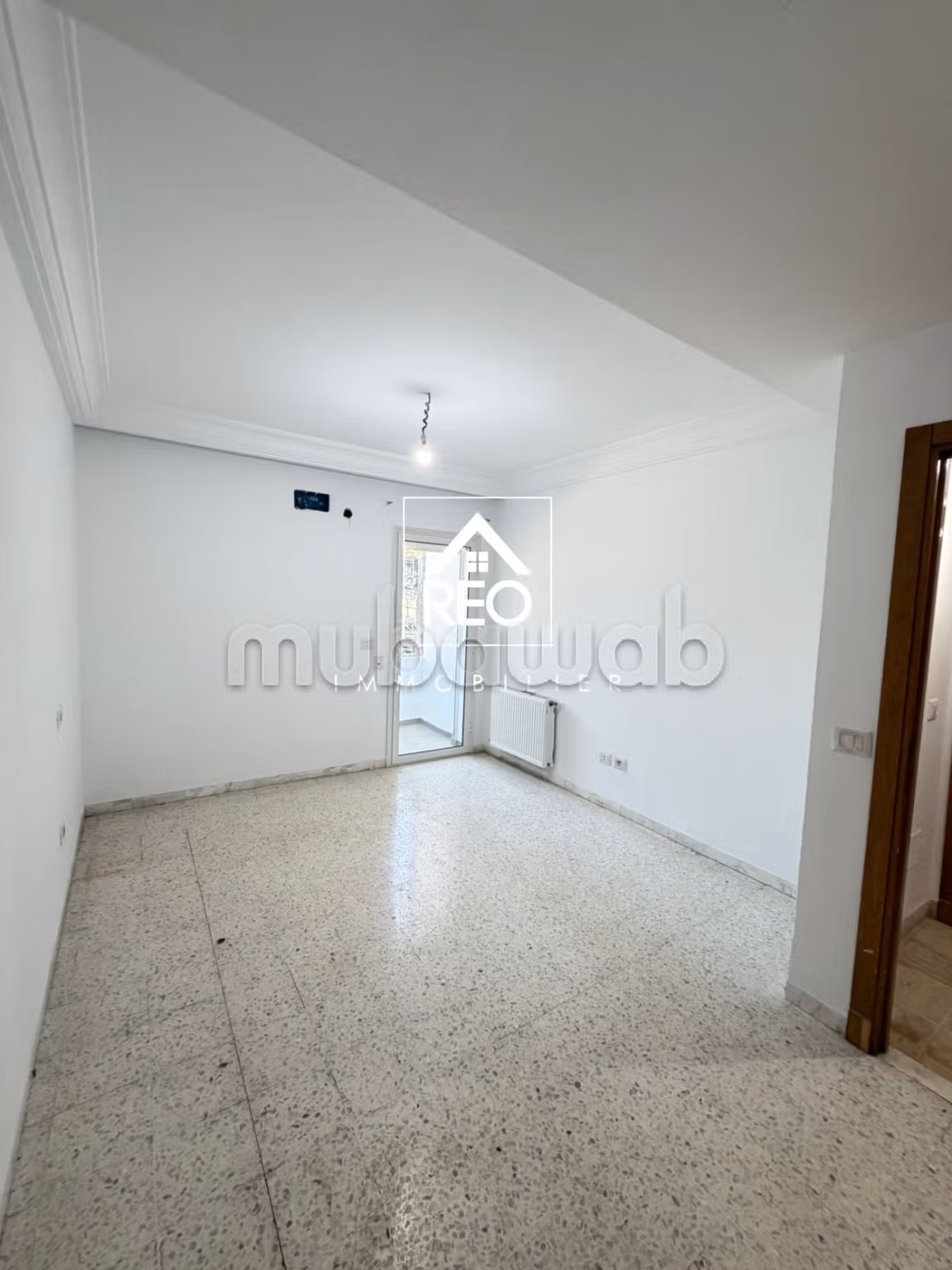 In Vendita: Un Appartamento S2 a Città Wahat