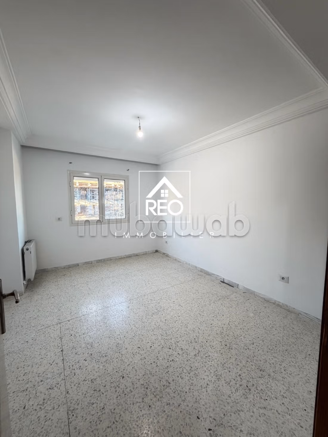 In Vendita: Un Appartamento S2 a Città Wahat