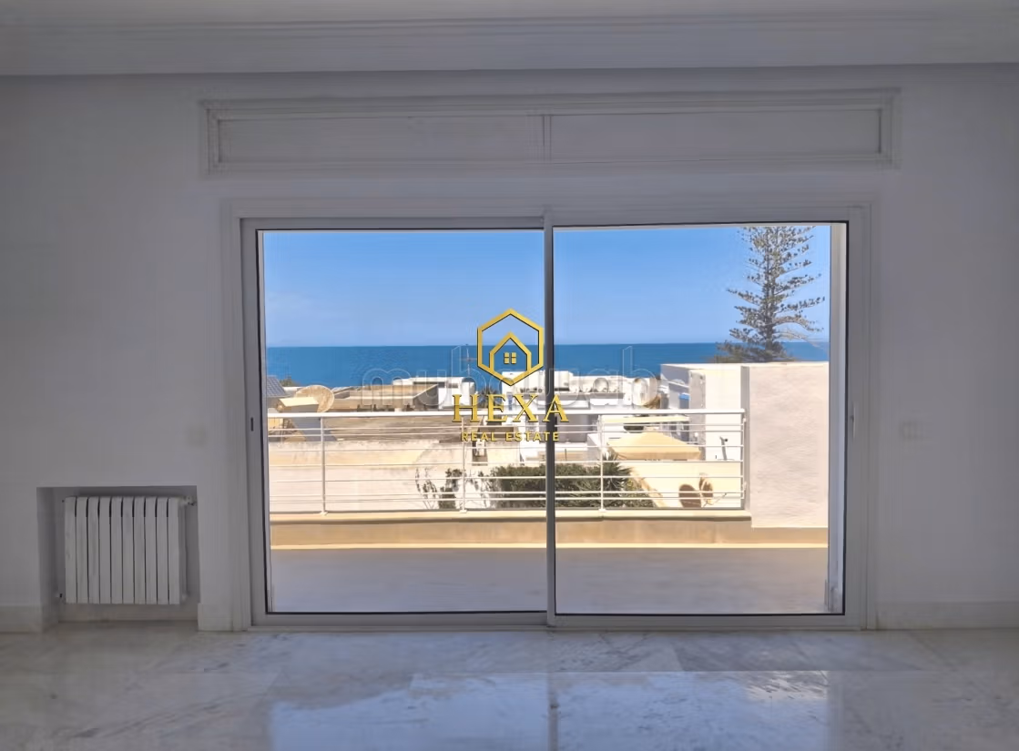 Villa S4 con piscina a La Marsa