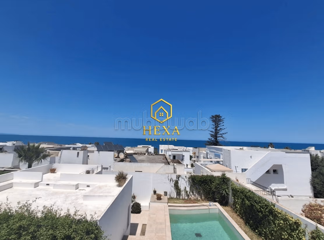 Villa S4 con piscina a La Marsa