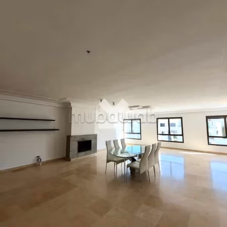 Apartment for Rent of 215.0 m² in Casablanca, Racine