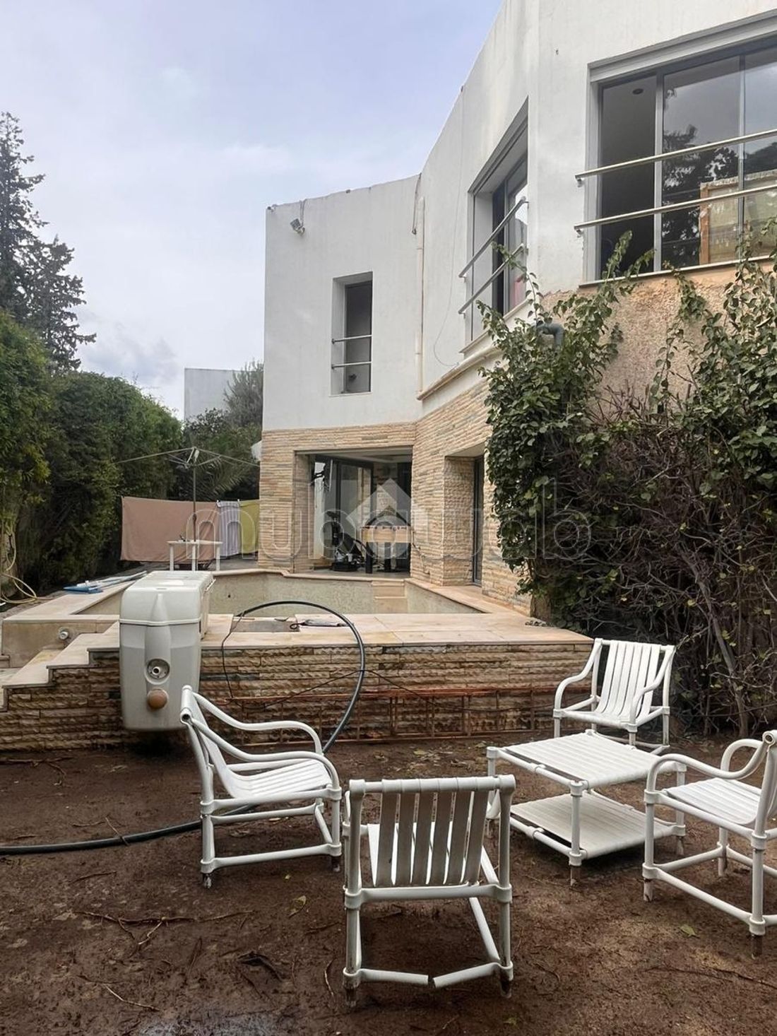 Villa indipendente in vendita