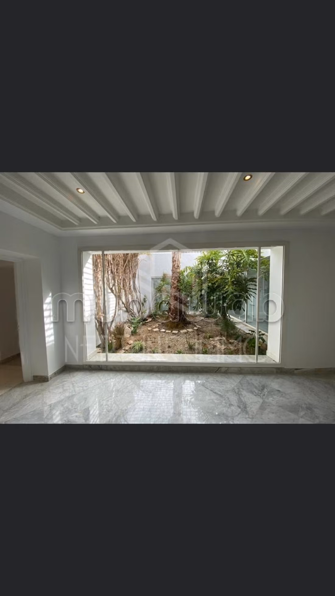 Une somptueuse villa avec piscine à carthage