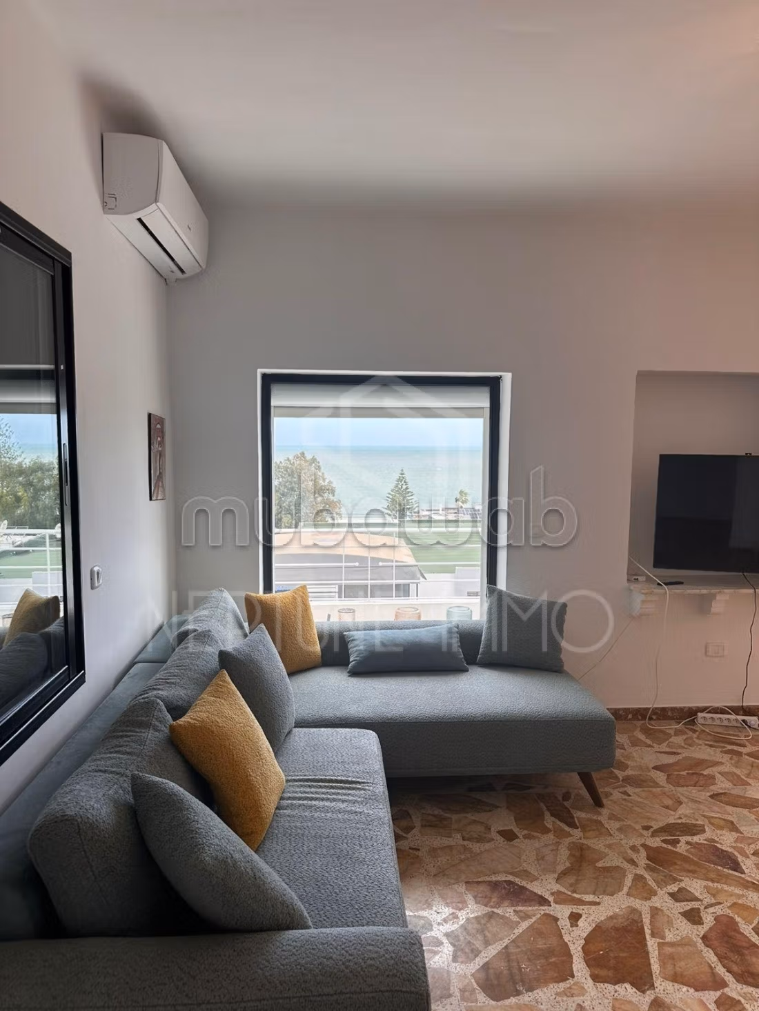 Furnished apartment with sea view in La Marsa