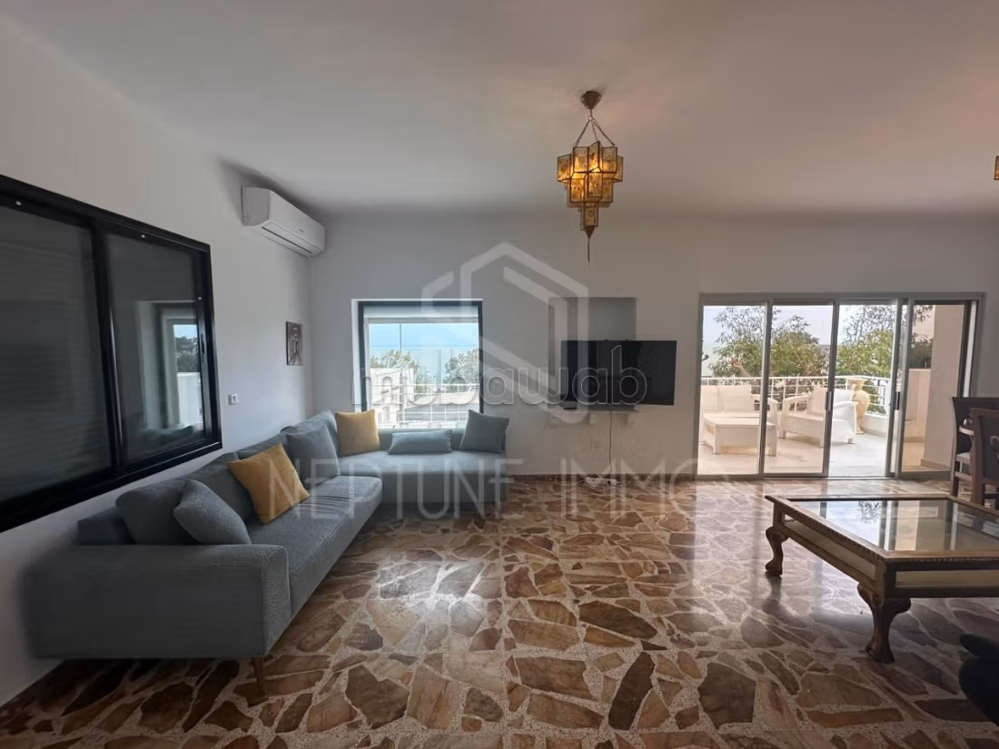 Furnished apartment with sea view in La Marsa