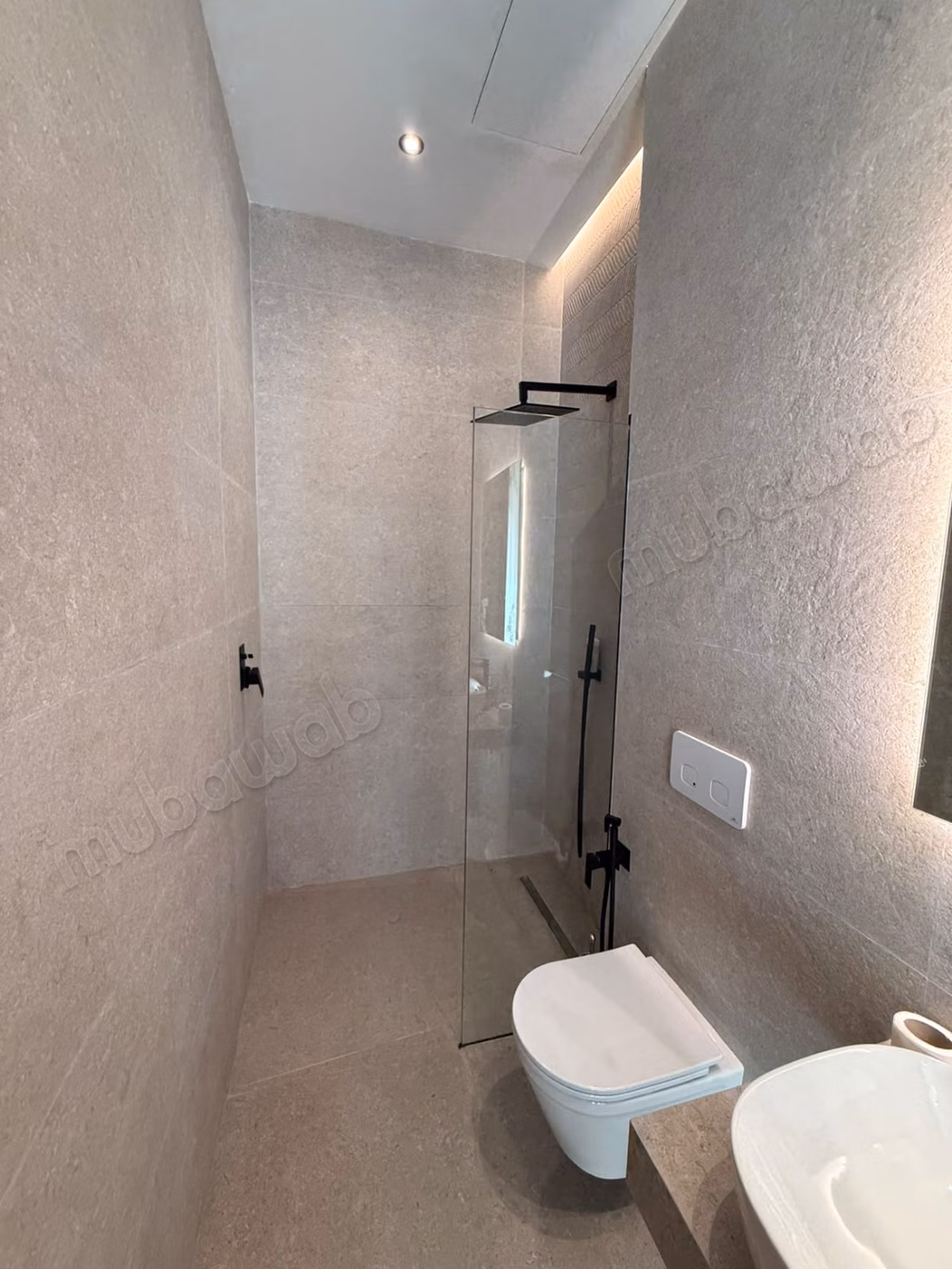 A LOUER Luxueuse Villa neuve 5 suites meublée