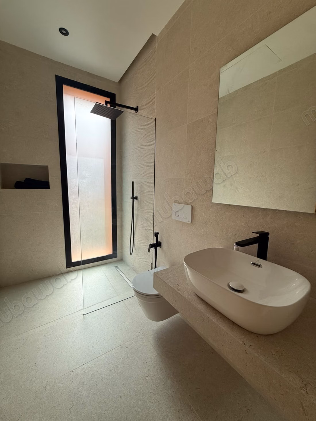A LOUER Luxueuse Villa neuve 5 suites meublée