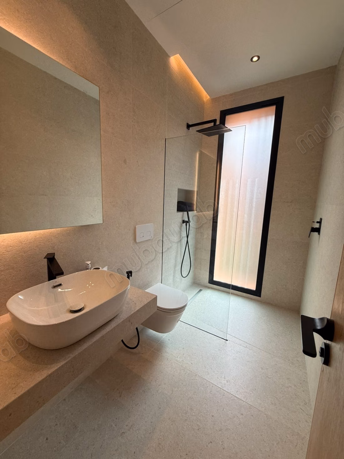 A LOUER Luxueuse Villa neuve 5 suites meublée
