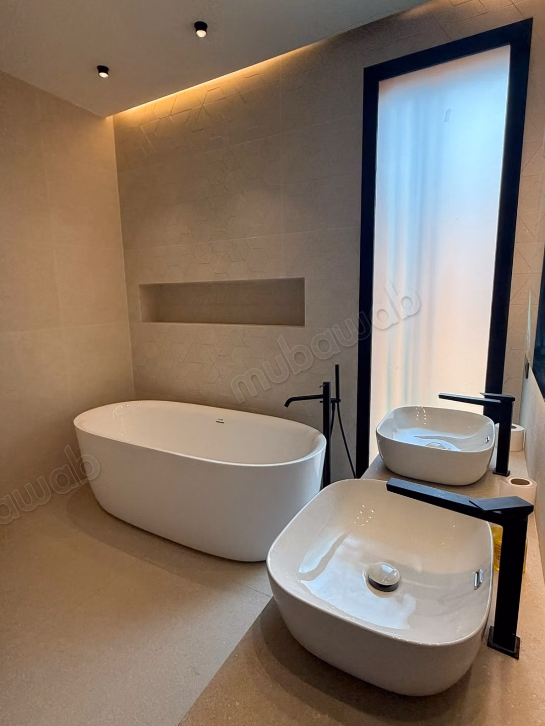 A LOUER Luxueuse Villa neuve 5 suites meublée