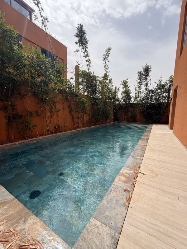 FOR RENT Luxurious New Villa 5 Furnished Suites