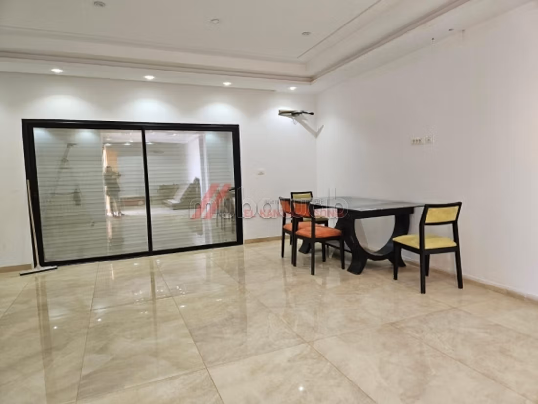 A vendre une villa à chatt mariem