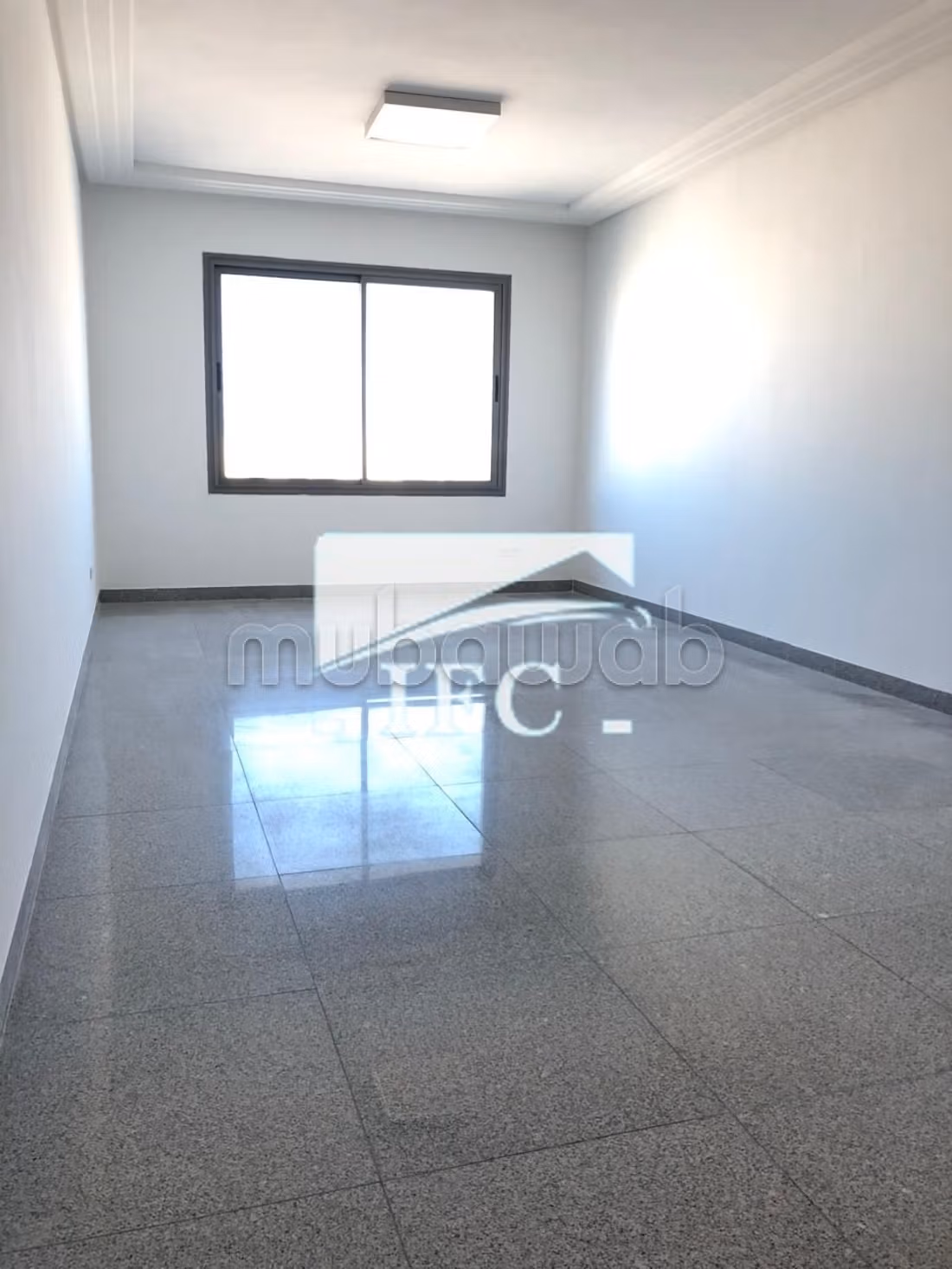 Bureau en 3 espaces 120m² CUN IFCU226