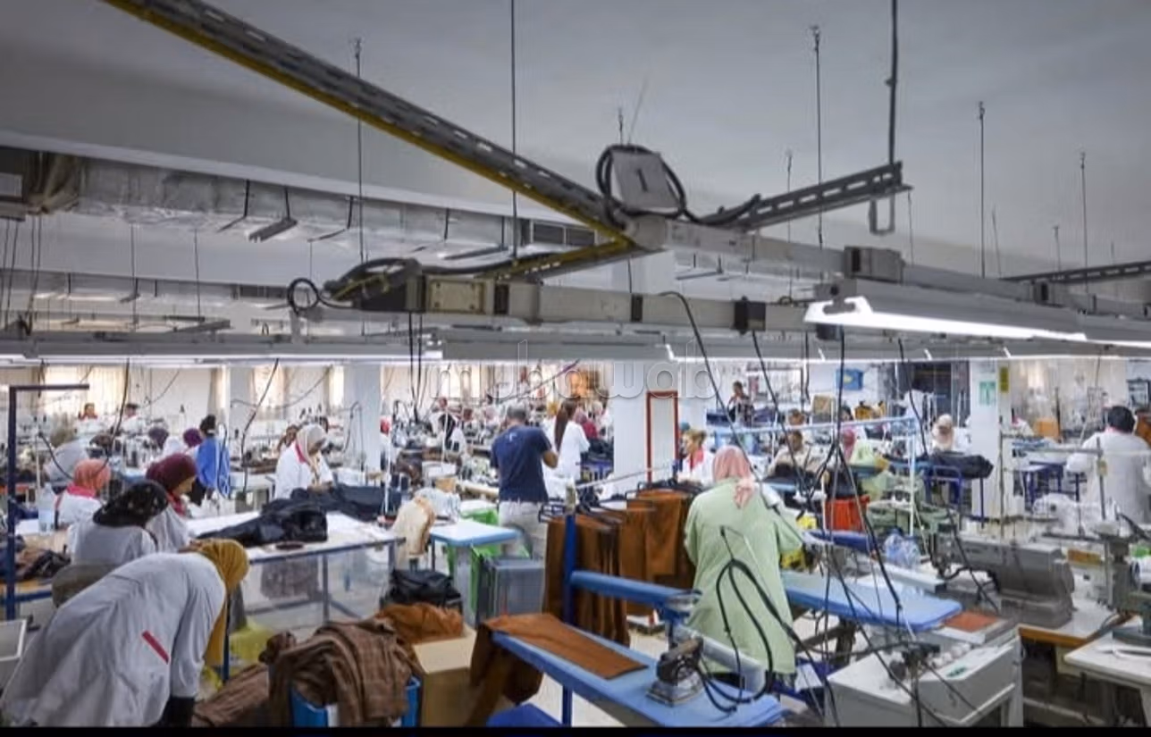 Usine a vendre à zone industrielle