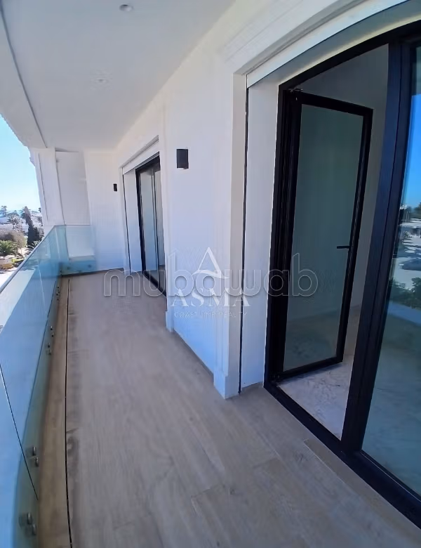 A louer un très beau s3 vue mer a la Marsa