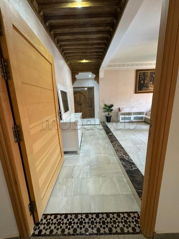 Appart à louer à Gueliz Quartier Assif. 3 chambres Salon agréable