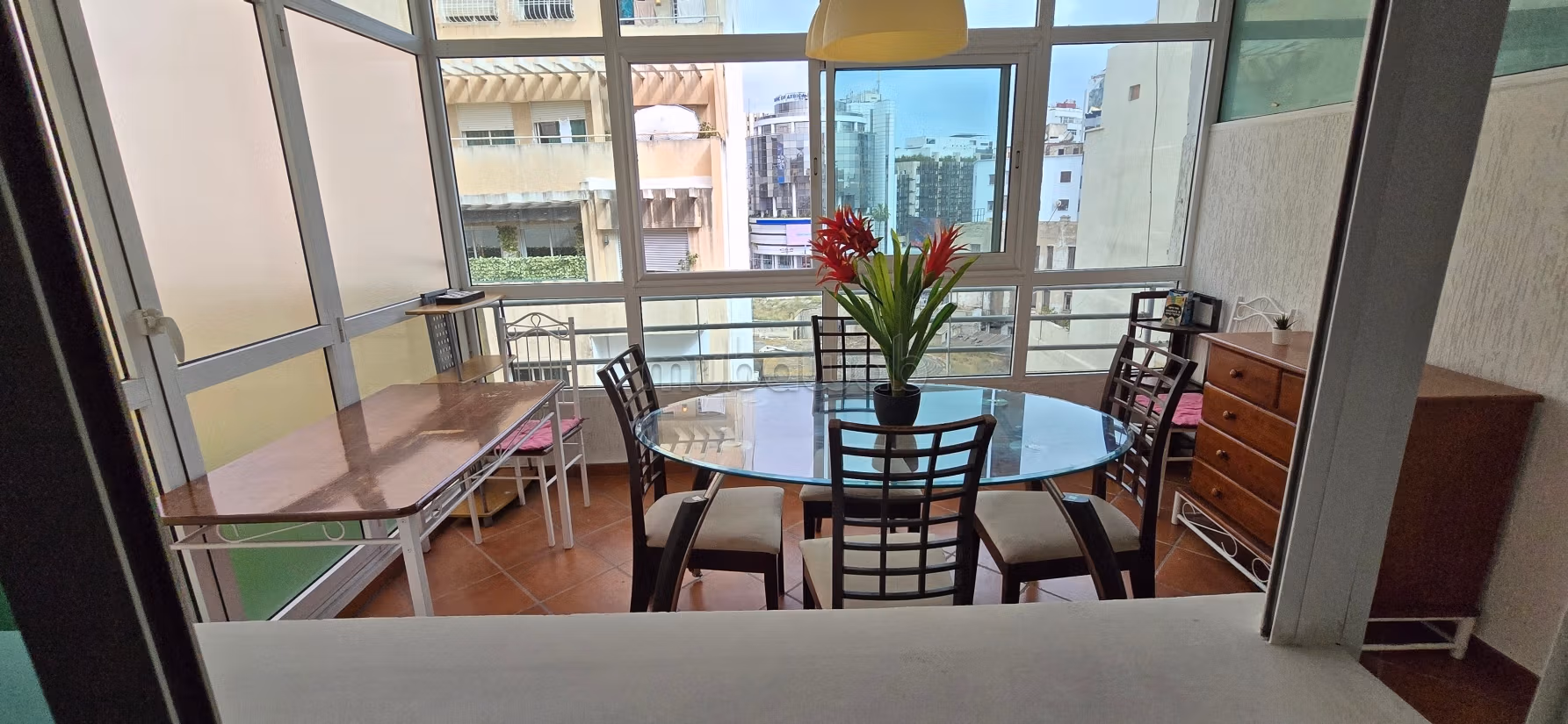 Flat for rent in Maârif Extension. 3 comfortable rooms. Well decorated