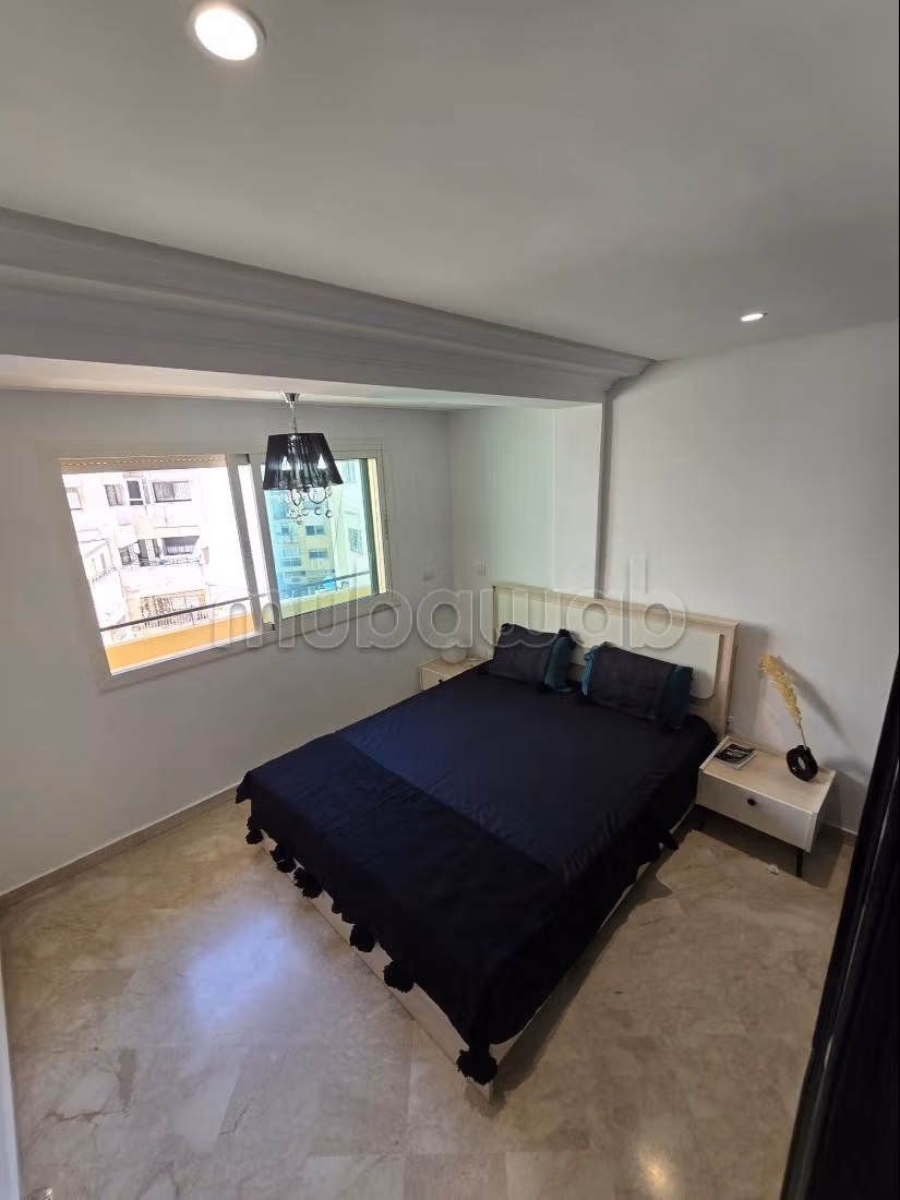 Flat for rent in Maârif Extension. 3 comfortable rooms. Well decorated