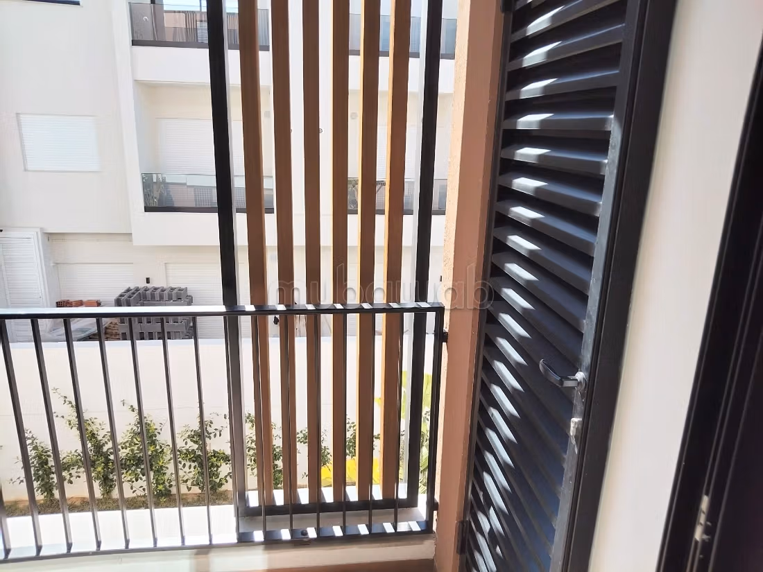 A louer s1 neuf à chotrana1