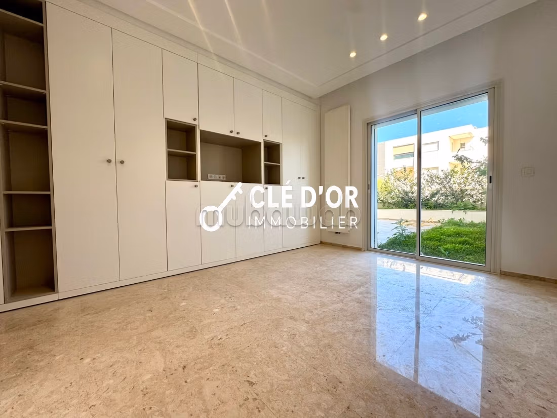 Appartamento S3 con piscina in affitto a Gammarth