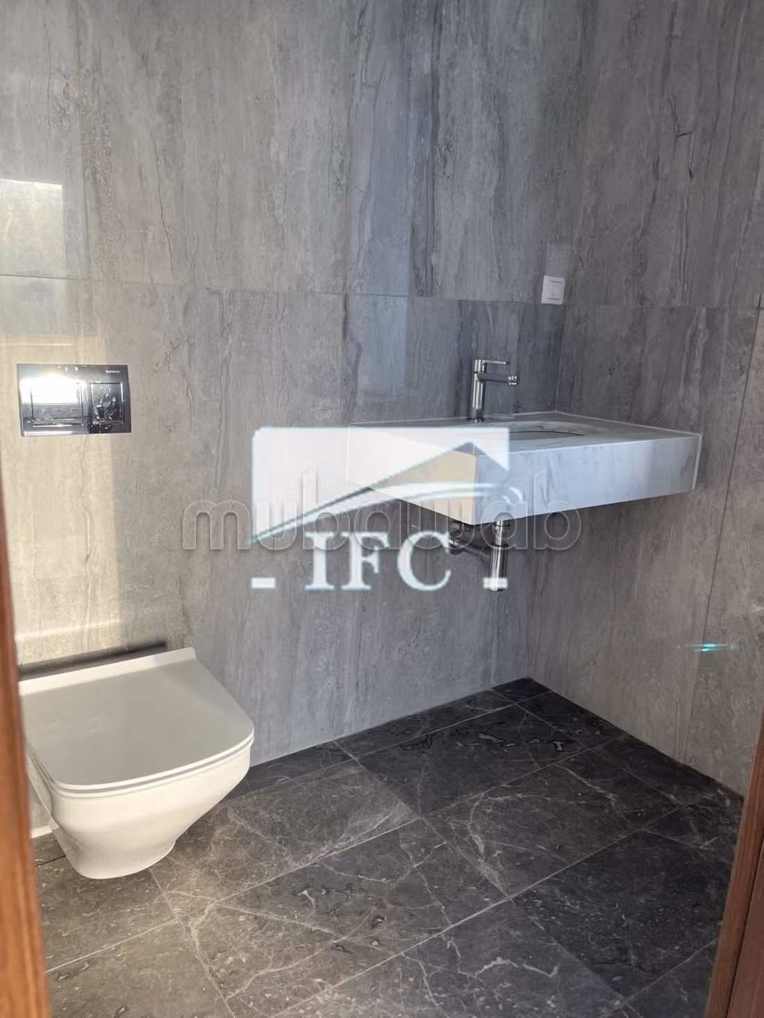 Piano in affitto 270m² Lago 3 - IFCL335