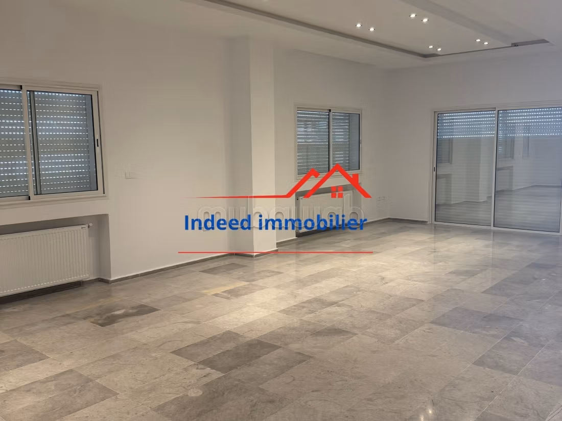 Villa à vendre – El Manar 1