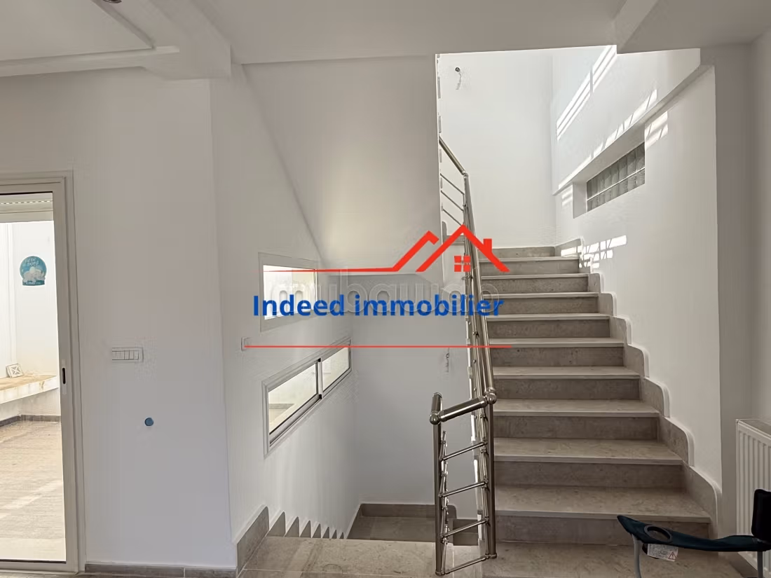 Villa à vendre – El Manar 1