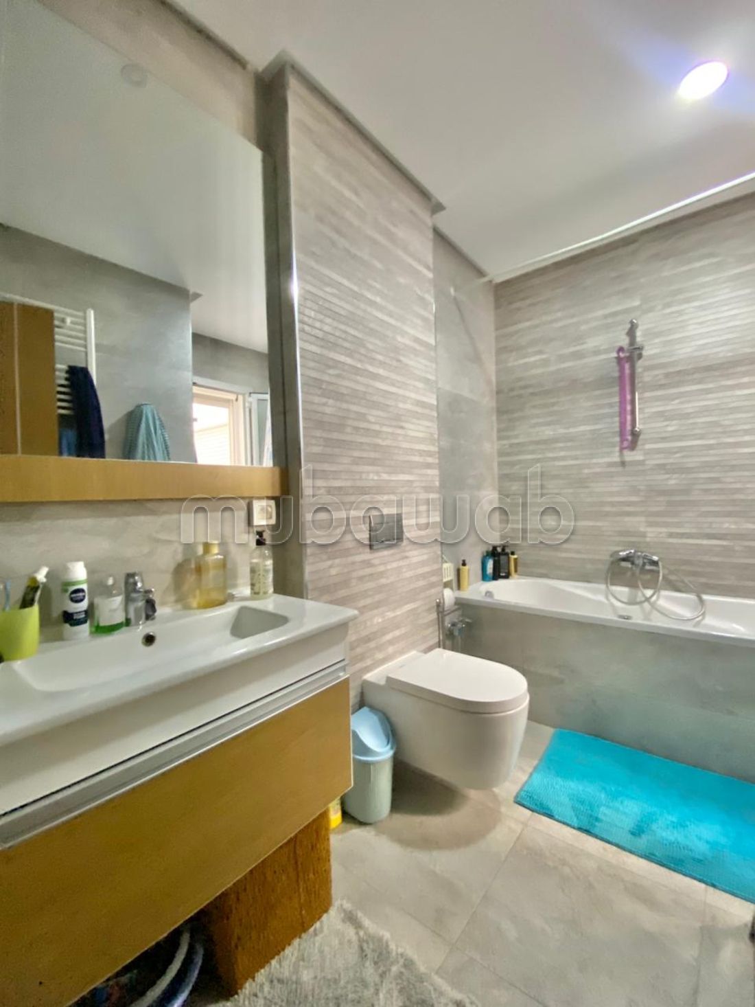 A vendre appartement S3 à la Soukra